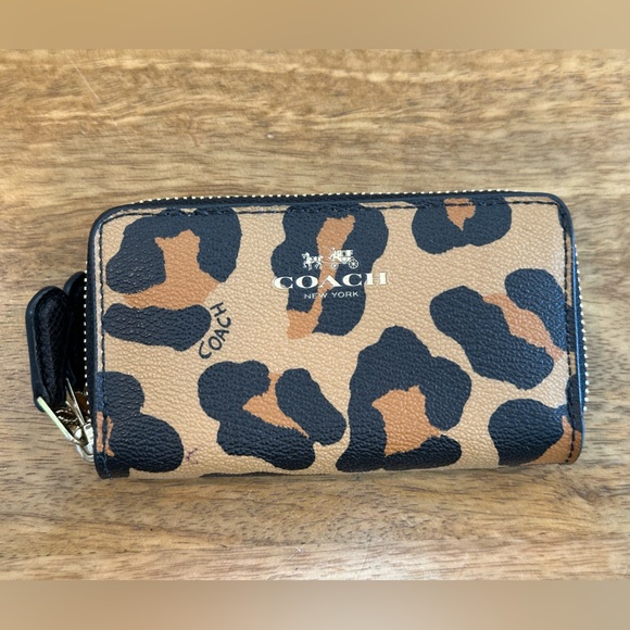 COACH Small Double Zip Coin Case - Picture 3 of 11